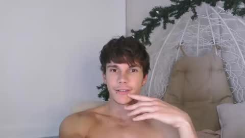 Eric Crush online show from 12.14.25