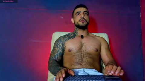 Snapshot of eric_harrison1 chatting on 05.18.26 Brayan online show from 05.18.26