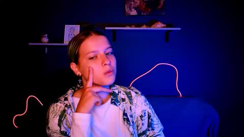 Snapshot of erica_breeze chatting on 10.12.25 your dear Erica online show from 10.12.25
