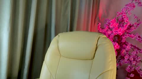 Snapshot of ericagracee chatting on 04.05.26 Erica online show from 04.05.26