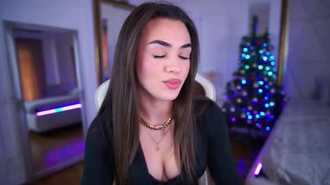 Erica online show from 12.23.25