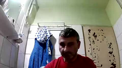 Snapshot of ericboy32 chatting on 12.23.24 eric online show from 12.23.24