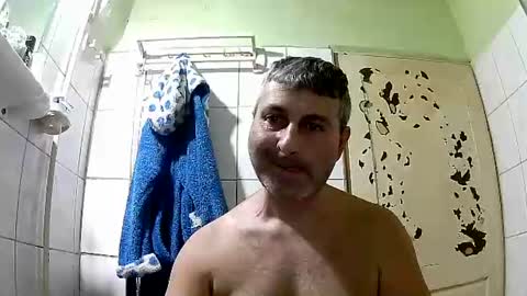 Snapshot of ericboy32 chatting on 12.29.24 eric online show from 12.29.24