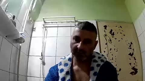 Snapshot of ericboy32 chatting on 12.31.24 eric online show from 12.31.24