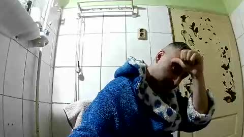 Snapshot of ericboy32 chatting on 01.03.25 eric online show from 01.03.25