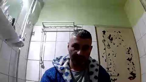 Snapshot of ericboy32 chatting on 01.04.25 eric online show from 01.04.25