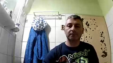 Snapshot of ericboy32 chatting on 01.15.25 eric online show from 01.15.25