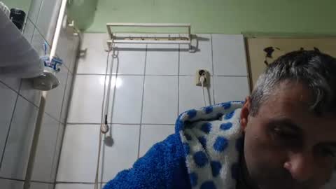 Snapshot of ericboy32 chatting on 02.05.25 eric online show from 02.05.25