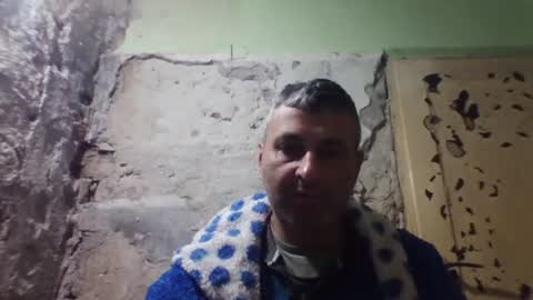 Snapshot of ericboy32 chatting on 10.03.25 eric online show from 10.03.25