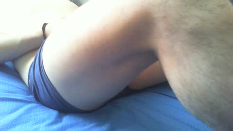 Snapshot of erick080808 chatting on 01.12.25 Erick online show from 01.12.25