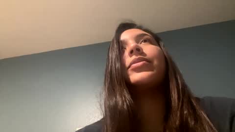ErickaVee online show from 12.08.24