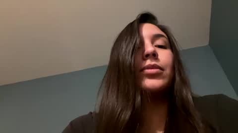 ErickaVee online show from 12.10.24