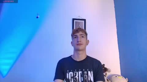 Snapshot of erik_golden_ chatting on 06.13.26 I am Erik online show from 06.13.26