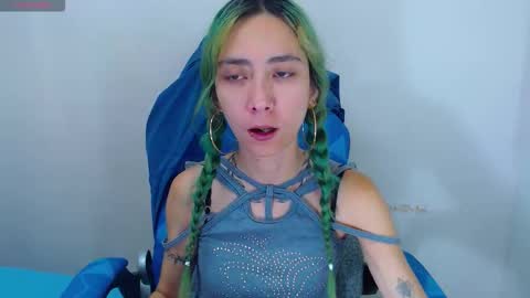 Snapshot of erika_stevens chatting on 10.12.25 E R I K A - SAGITARIO..... online show from 10.12.25