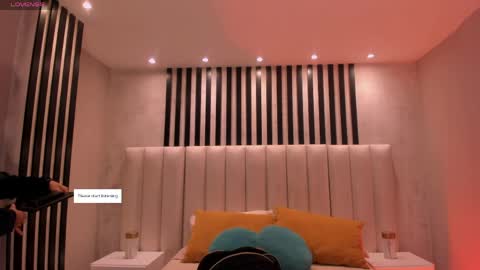 Snapshot of erikabenz chatting on 05.25.26 Erika Benz online show from 05.25.26