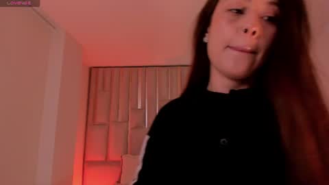 Snapshot of erikabenz chatting on 06.10.26 Erika Benz online show from 06.10.26