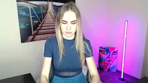 Snapshot of erikagavin chatting on 03.11.26 Erika online show from 03.11.26