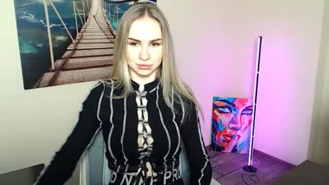 Snapshot of erikagavin chatting on 03.23.26 Erika online show from 03.23.26