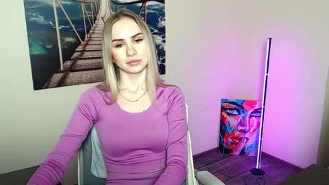 Snapshot of erikagavin chatting on 03.26.26 Erika online show from 03.26.26