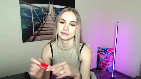 Snapshot of erikagavin chatting on 03.31.26 Erika online show from 03.31.26