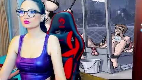 erikalorren online show from 02.19.25