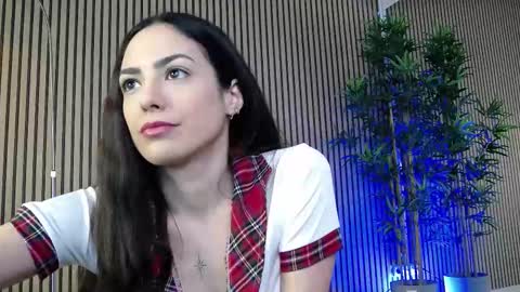 erikarossee online show from 02.06.26