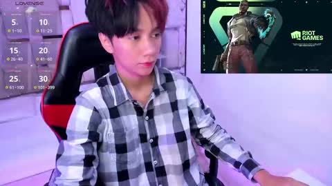 Eriol online show from 10.17.25