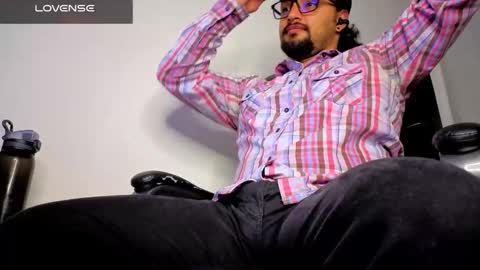 Snapshot of ernesto_rodriguez_82 chatting on 03.11.26 ernesto rodriguez 82 online show from 03.11.26