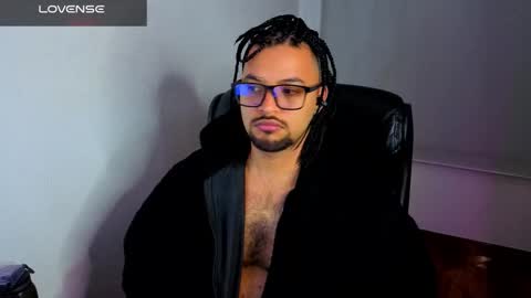 Snapshot of ernesto_rodriguez_82 chatting on 03.21.26 ernesto rodriguez 82 online show from 03.21.26