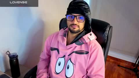 Snapshot of ernesto_rodriguez_82 chatting on 04.02.26 ernesto rodriguez 82 online show from 04.02.26