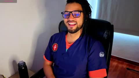 Snapshot of ernesto_rodriguez_82 chatting on 04.09.26 ernesto rodriguez 82 online show from 04.09.26