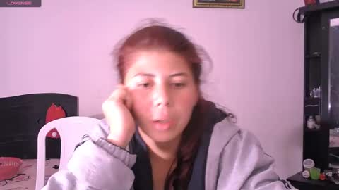 Snapshot of erotic_katia chatting on 12.19.24 Sara online show from 12.19.24