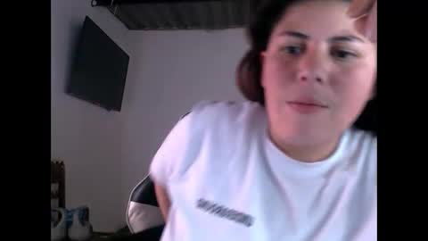 Sara online show from 04.19.26