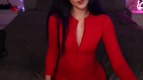 Snapshot of erotic_synth_goddess chatting on 10.04.25 erotic_synth_goddess online show from 10.04.25