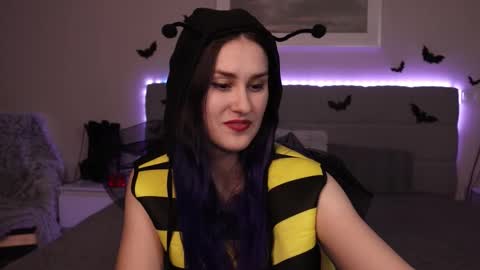 Snapshot of erotic_synth_goddess chatting on 10.25.25 erotic_synth_goddess online show from 10.25.25