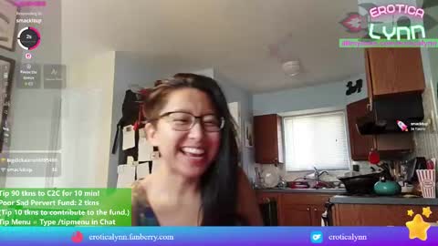 Lynn   online show from 09.18.25