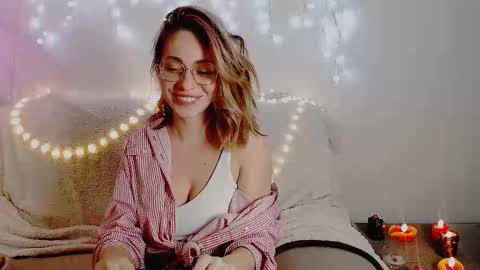 Snapshot of eroticgiftxxx chatting on 01.23.25 LylaXXX online show from 01.23.25