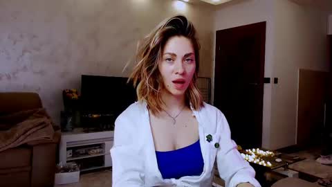 Snapshot of eroticgiftxxx chatting on 03.10.25 LylaXXX online show from 03.10.25
