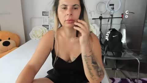 eroticsensualkitty4u online show from 09.10.25