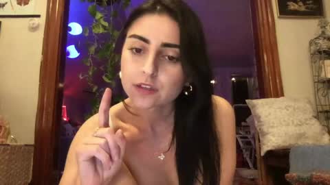 esimaralda online show from 05.06.26