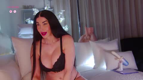 Esther online show from 03.17.26