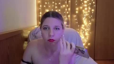 esma347866 online show from 05.14.26