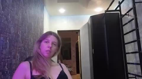 esma347866 online show from 07.13.26