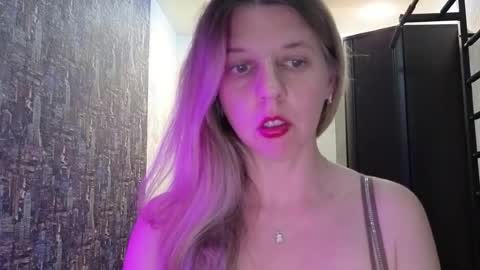 esma347866 online show from 07.31.26