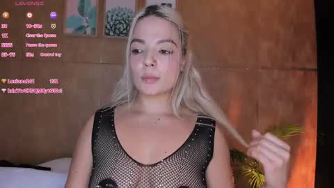 Esmeralda G online show from 02.22.25