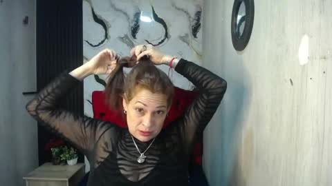 esmeralda black online show from 05.06.26