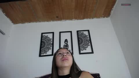 Esmeralda online show from 04.16.26