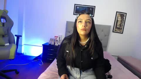 Perla online show from 10.27.25