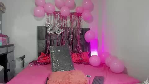 Perla online show from 02.11.26