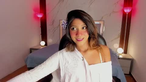 esperanzamora online show from 05.05.26